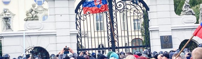 Zhodnotenie protestu 17. 10. v Bratislave a zavádzanie médií