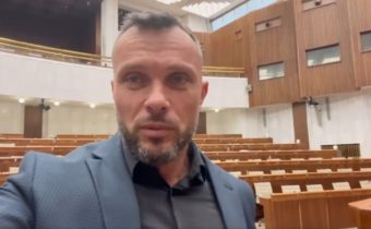 Miroslav Suja (REPUBLIKA): Nie len vláda, ale aj parlament je nefunkčný!