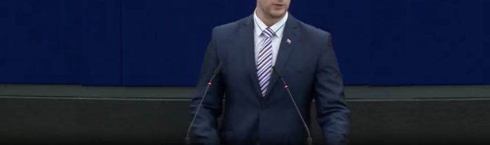 Milan Uhrík (REPUBLIKA): Niekto chodí do Bruselu na Slovensko   kydať, niekto zaň bojovať❗️