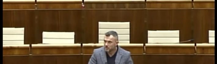 Miroslav Suja (REPUBLIKA): ODVOLANÁ VLÁDA nám tvrdí, že tu musia byť ešte 10 mesiacov!